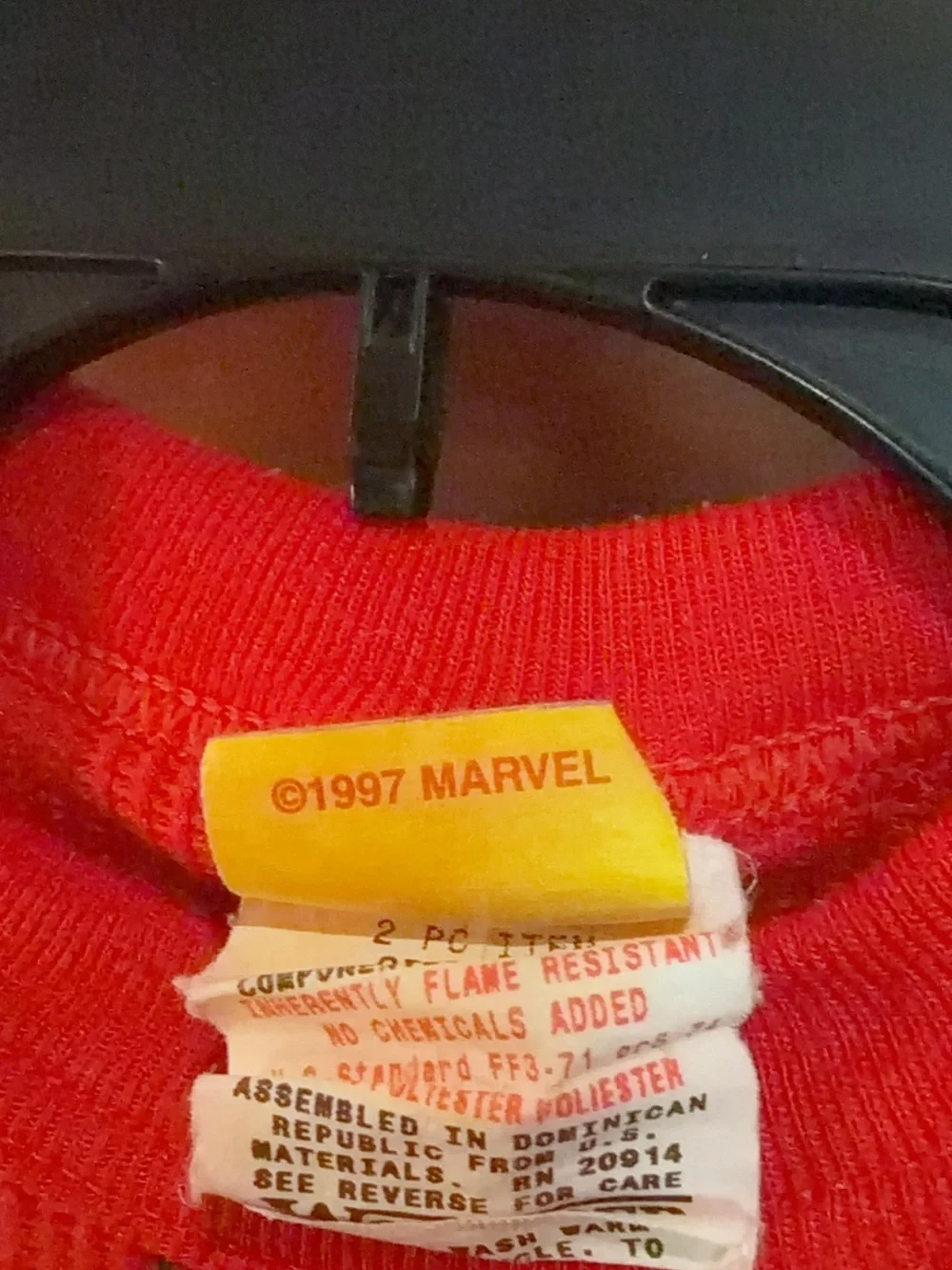 Vintage 1997 Marvel Red and Black Spider-Man Webbed shirt